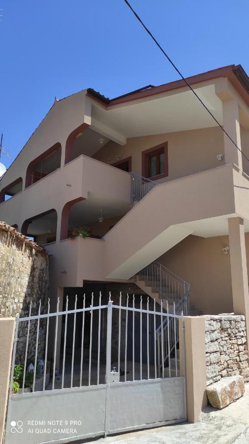 Apartman Deni Peroj Εξωτερικό φωτογραφία