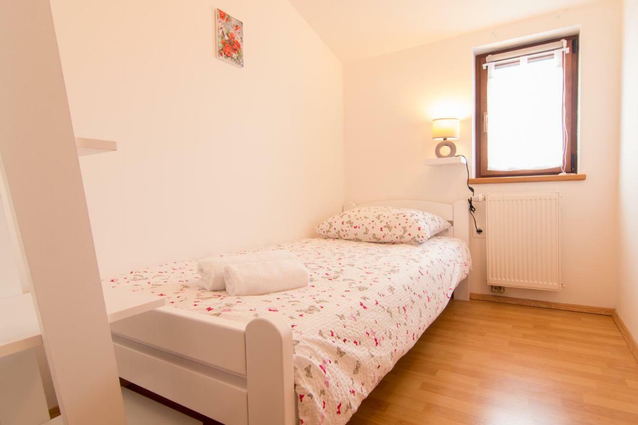 Apartman Deni Peroj Εξωτερικό φωτογραφία