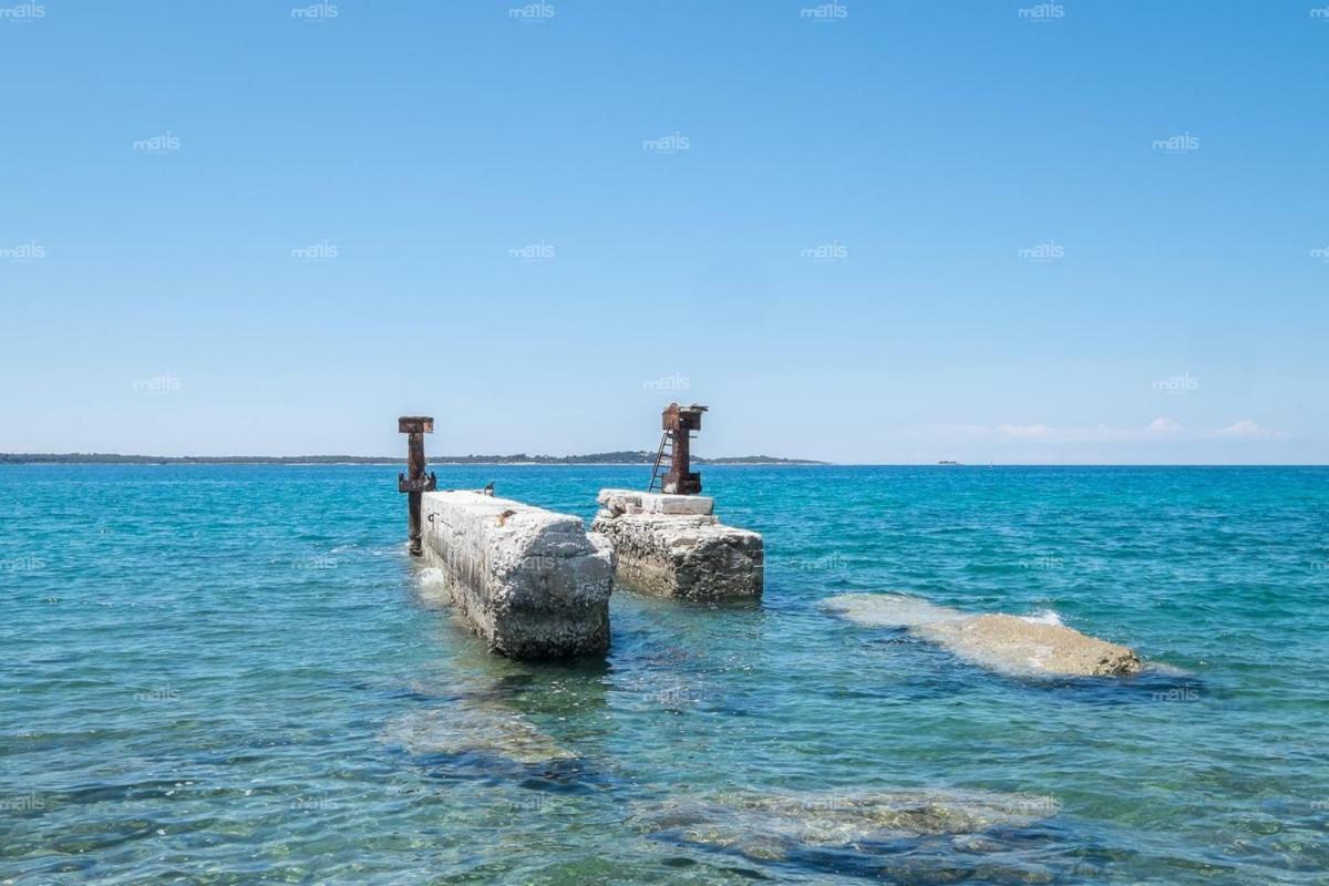 Apartman Deni Peroj Εξωτερικό φωτογραφία